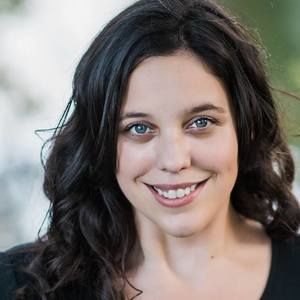 Meet your Posher, Hayley